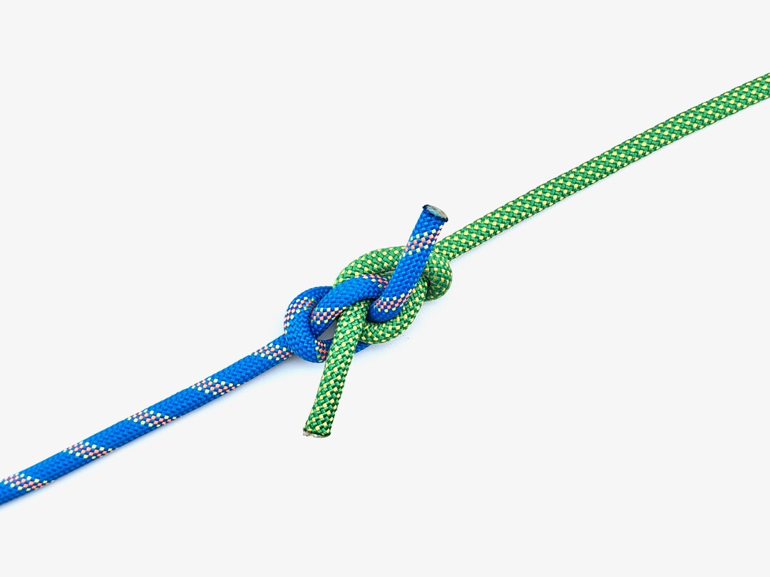 Step 5 of tying the Ashley's Bend knot - detailed visual instruction