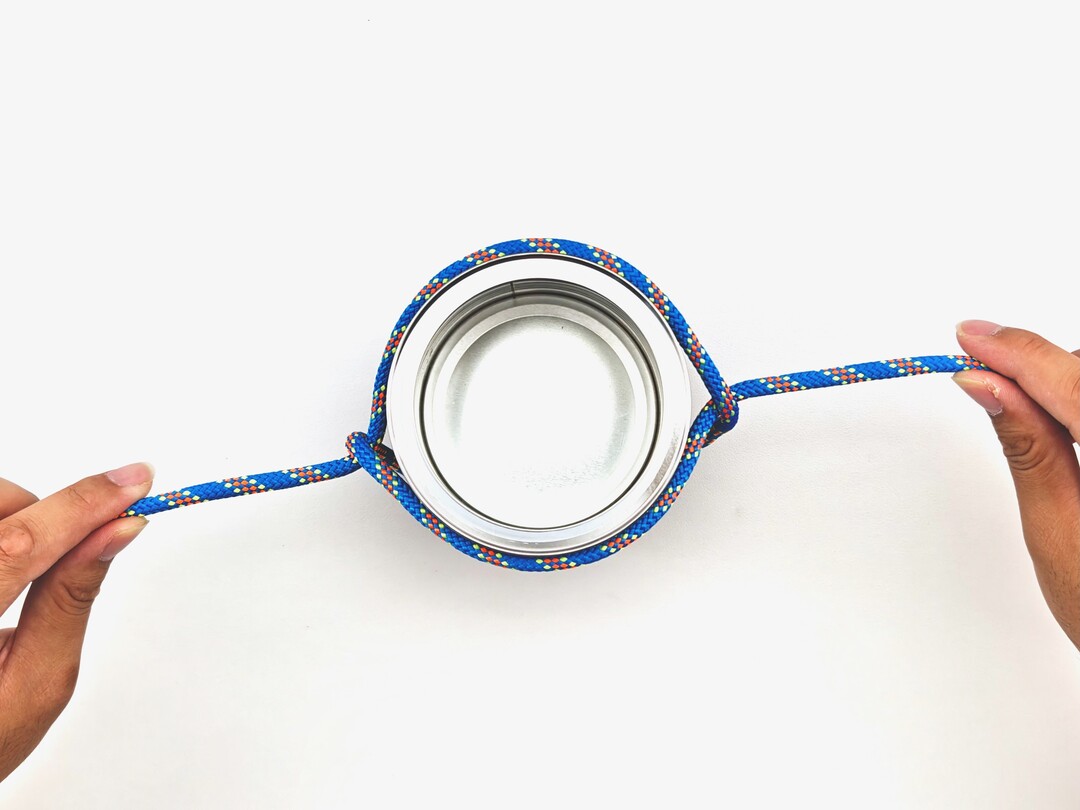 Step 5 of tying the Barrel Hitch knot - detailed visual instruction