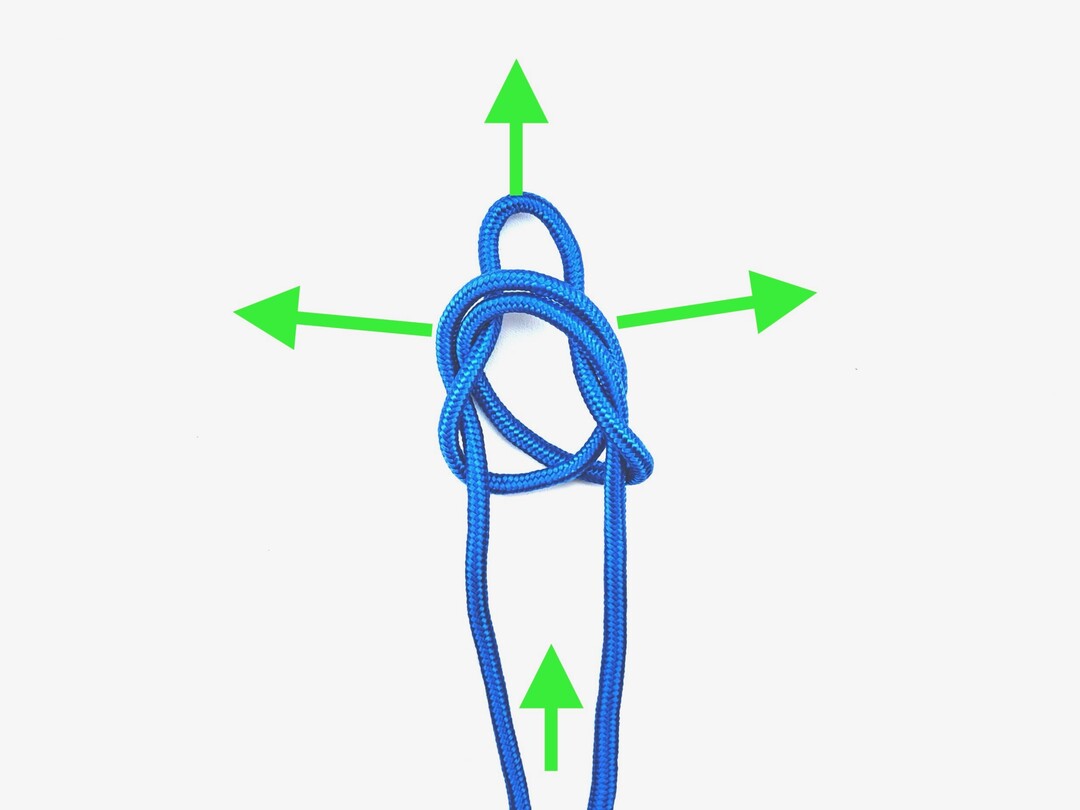 Step 5 of tying the Bottle Sling (Bight) knot - detailed visual instruction