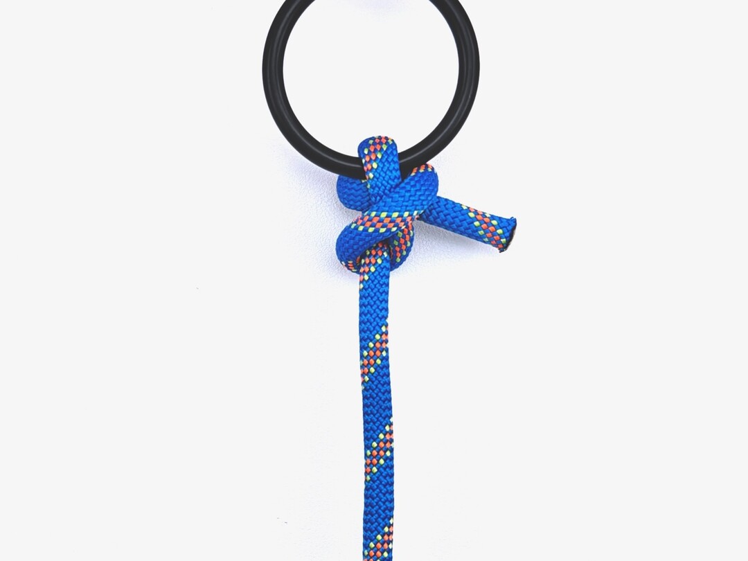 Buntline Hitch - Hitch knot tying instructions