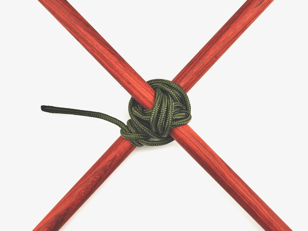 Diagonal Lashing - Lashing knot tying instructions