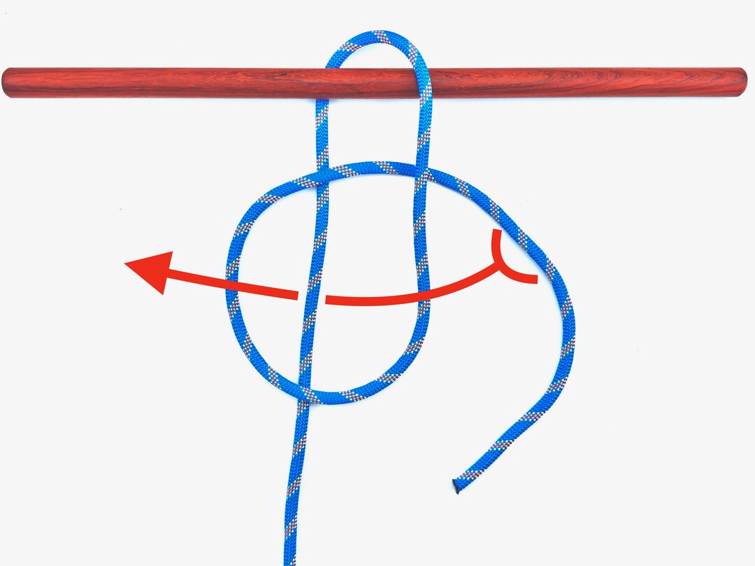 Step 2 of tying the Mooring Hitch knot - detailed visual instruction