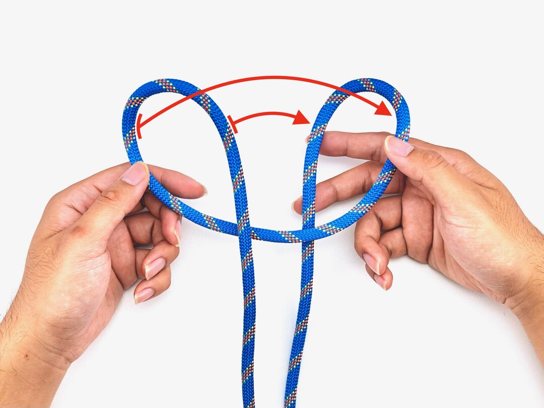 Step 1 of tying the Munter Hitch knot - detailed visual instruction