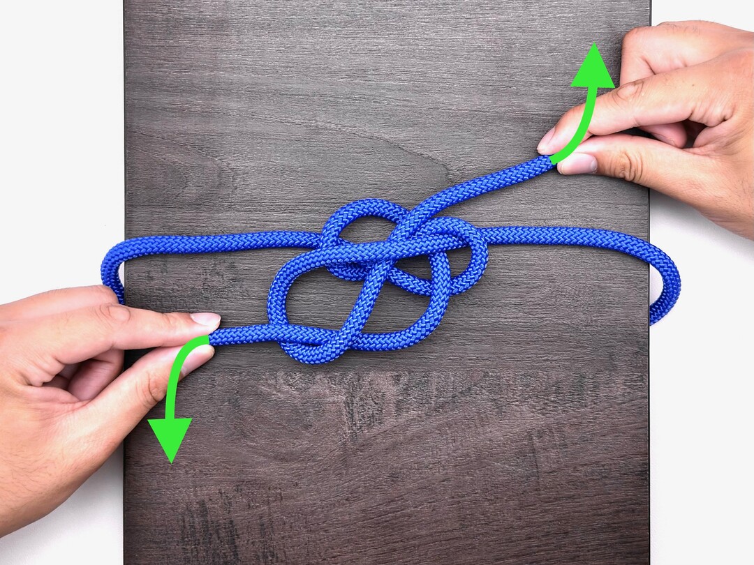 Step 7 of tying the Packer's Knot knot - detailed visual instruction
