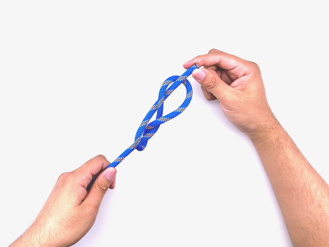 Step 7 of tying the Stevedore Knot knot - detailed visual instruction