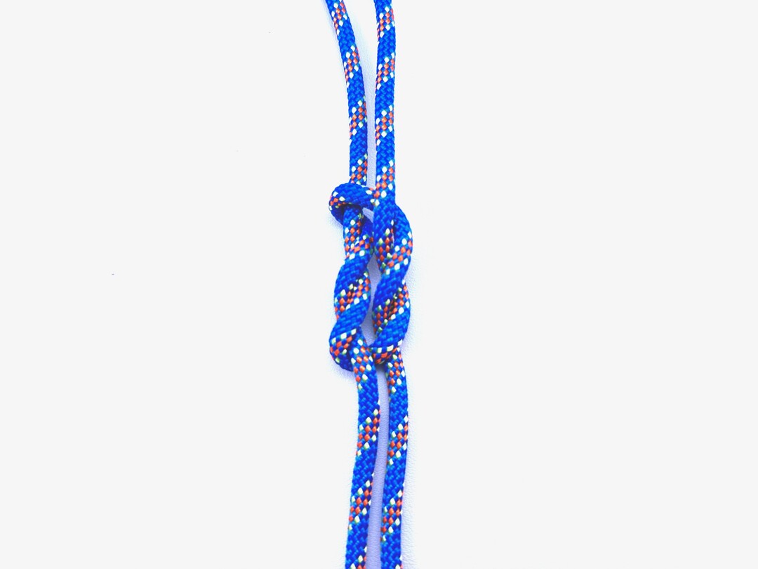 Surgeon's Knot - Binding knot tying instructions