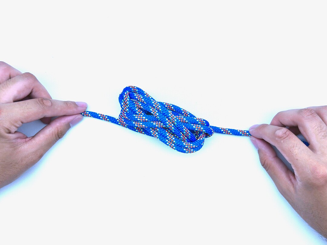 Step 20 of tying the Turk's Head (3-Lead 4-Bight) knot - detailed visual instruction