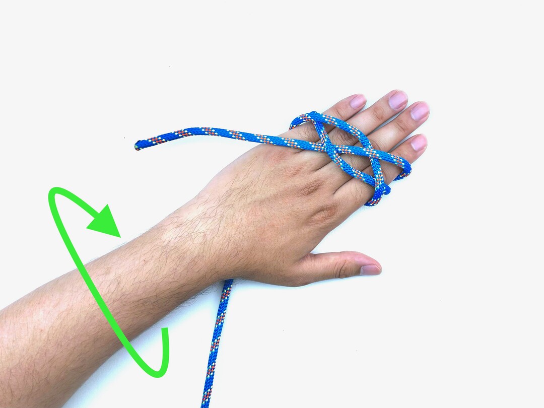 Step 7 of tying the Turk's Head (3-Lead 4-Bight) knot - detailed visual instruction