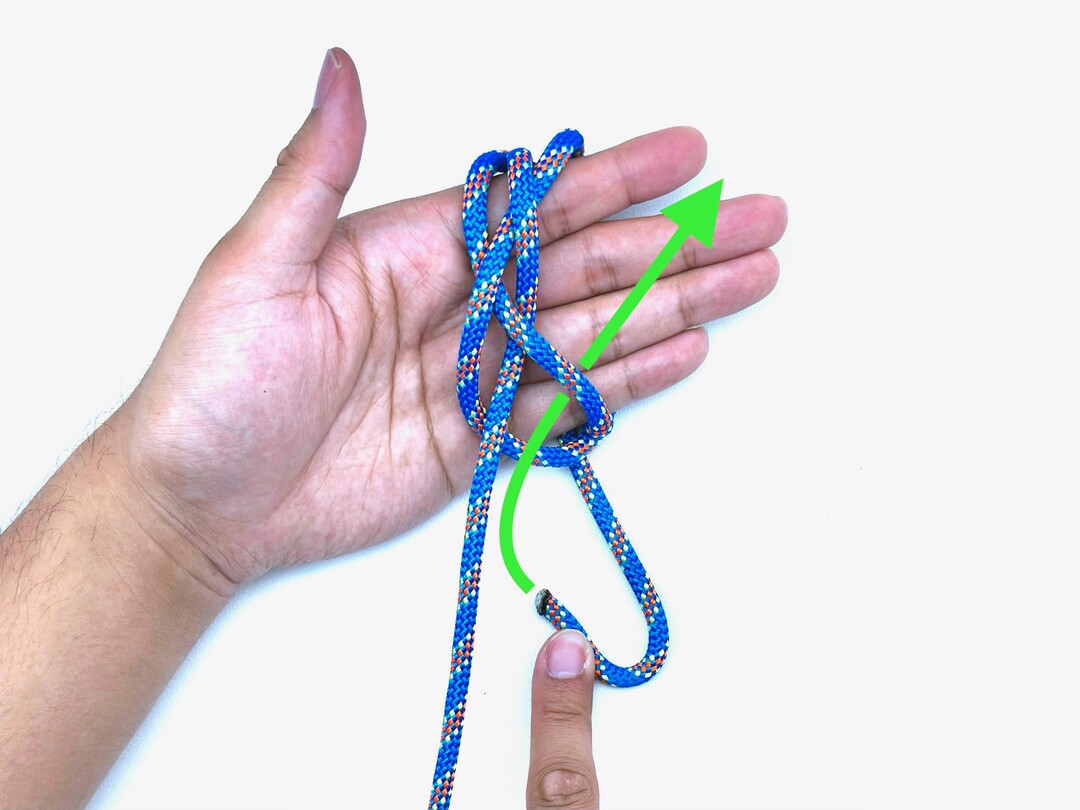 Step 8 of tying the Turk's Head (3-Lead 4-Bight) knot - detailed visual instruction