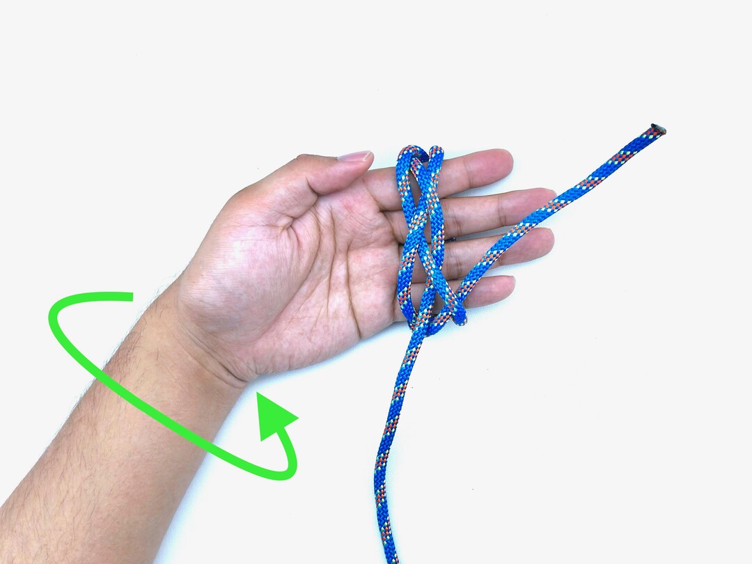 Step 9 of tying the Turk's Head (3-Lead 4-Bight) knot - detailed visual instruction