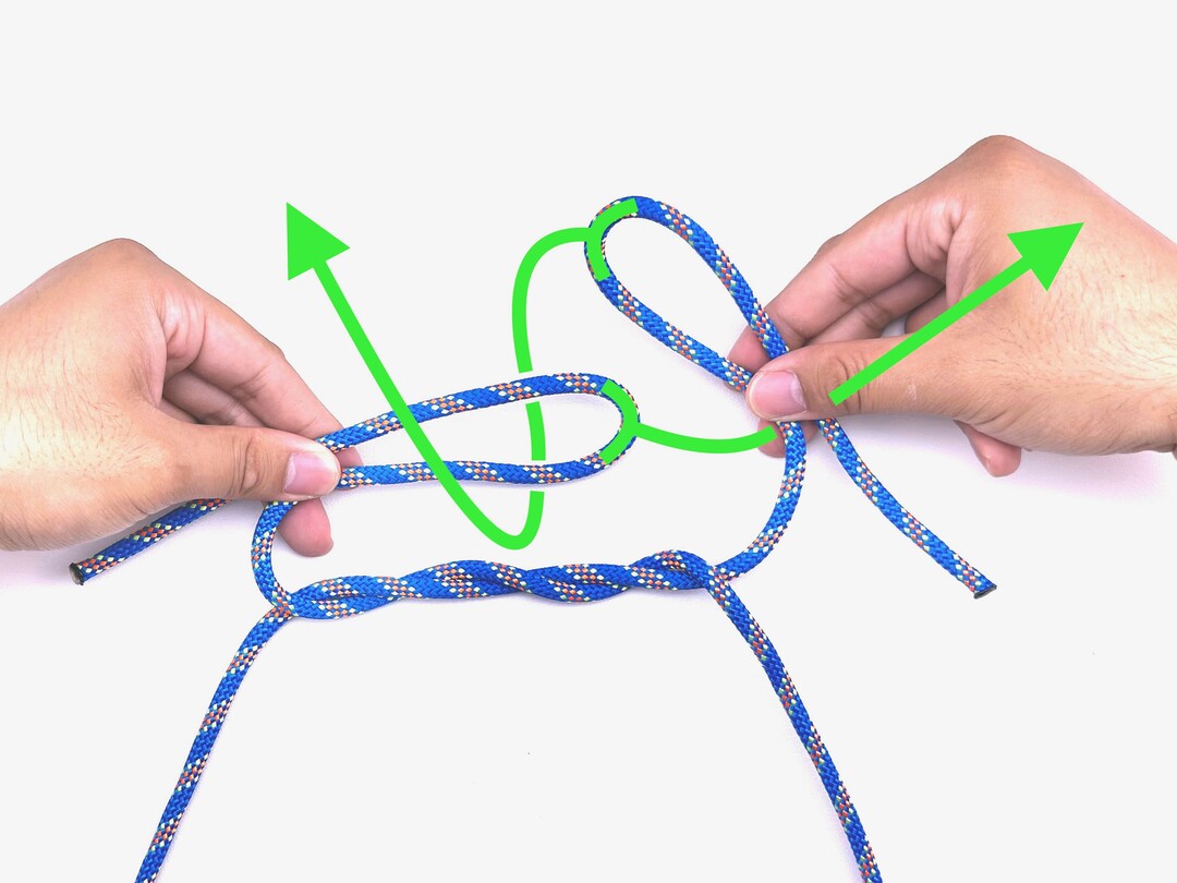 Step 5 of tying the Turquoise Turtle Knot knot - detailed visual instruction