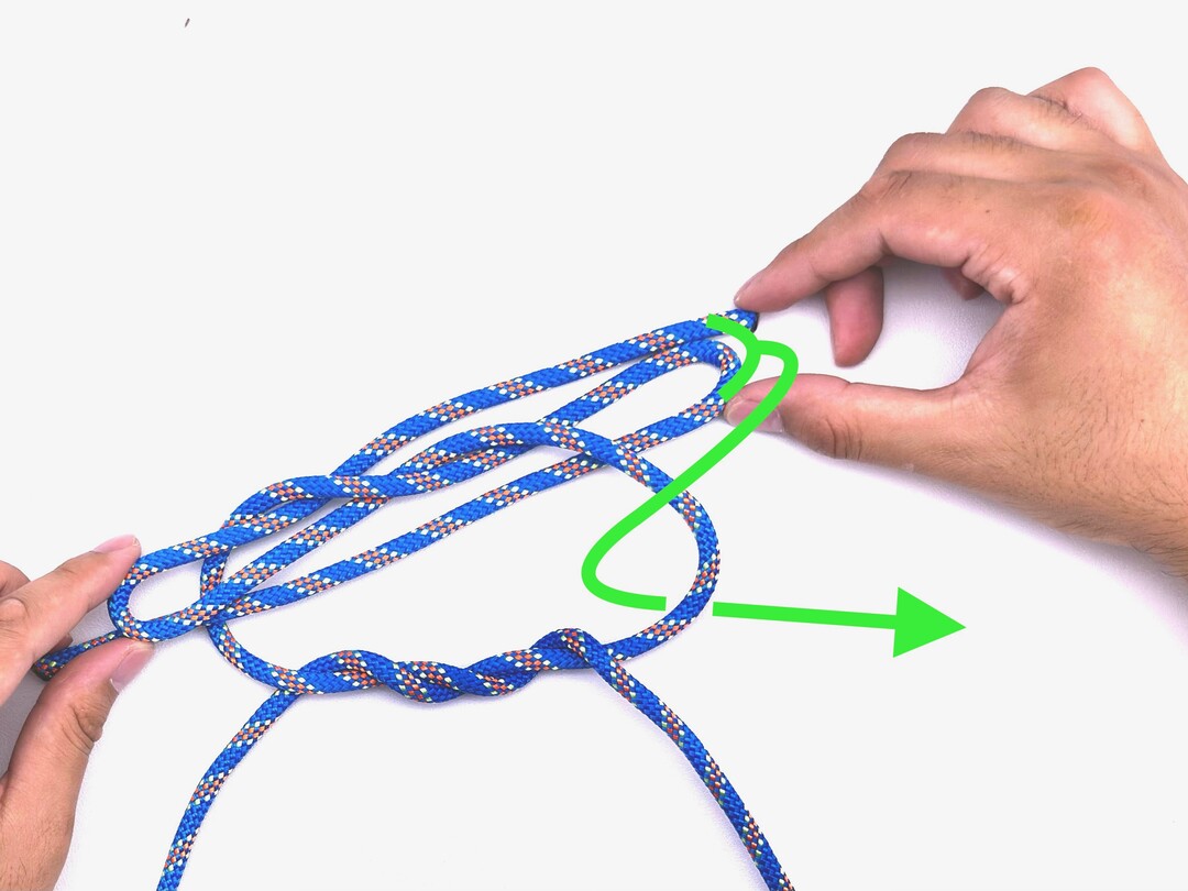 Step 6 of tying the Turquoise Turtle Knot knot - detailed visual instruction